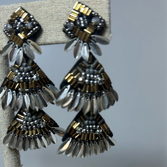 Stella&Dot Statement Earring - like new/display only - Picture 1 of 6